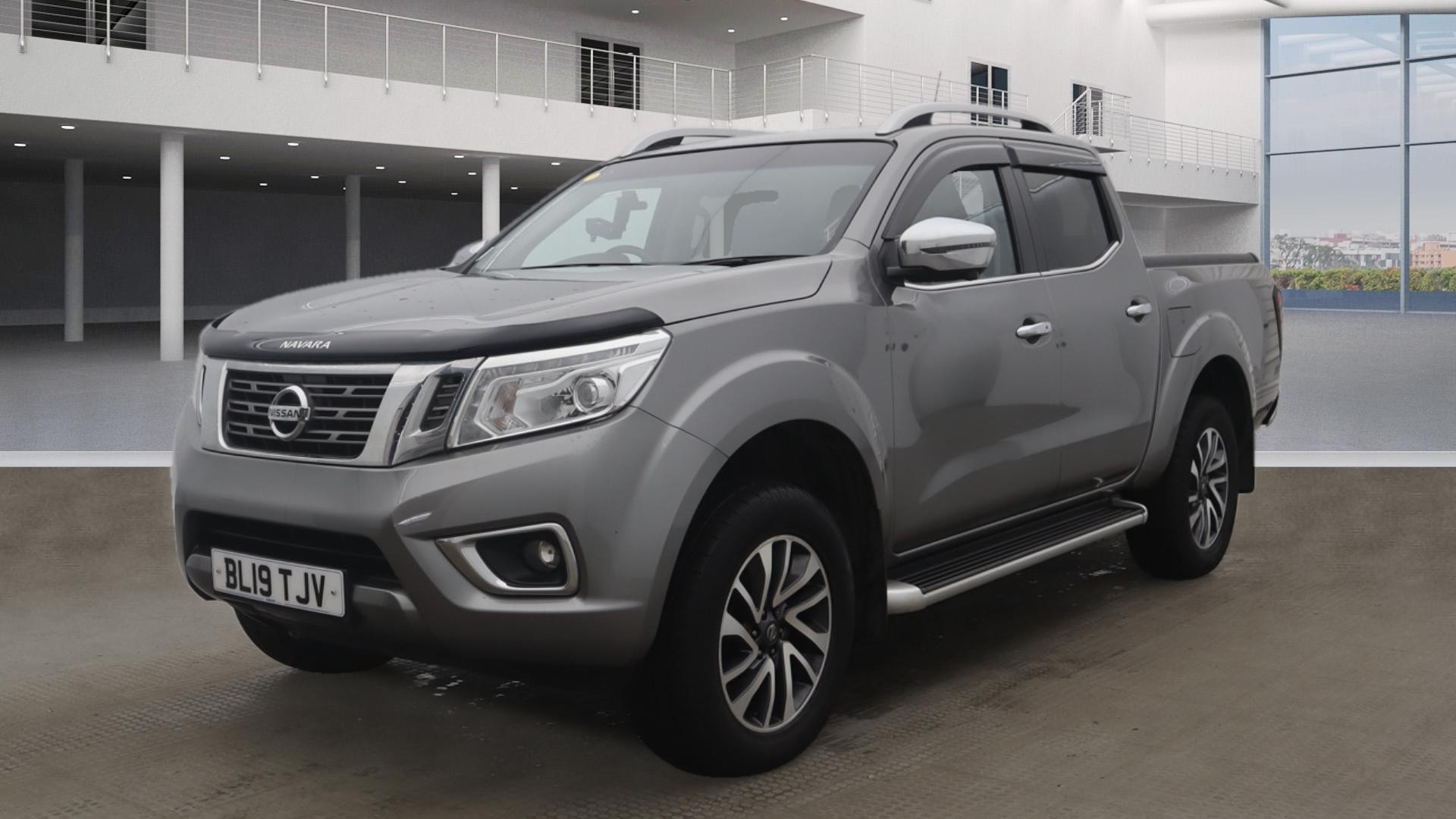 NISSAN Navara